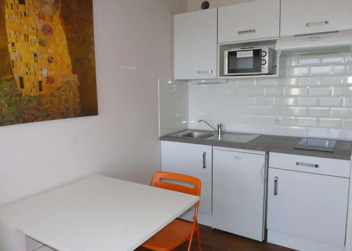 Cabine, Piscine, Proche Et Commerces - Fr-1-328-219 Appartement